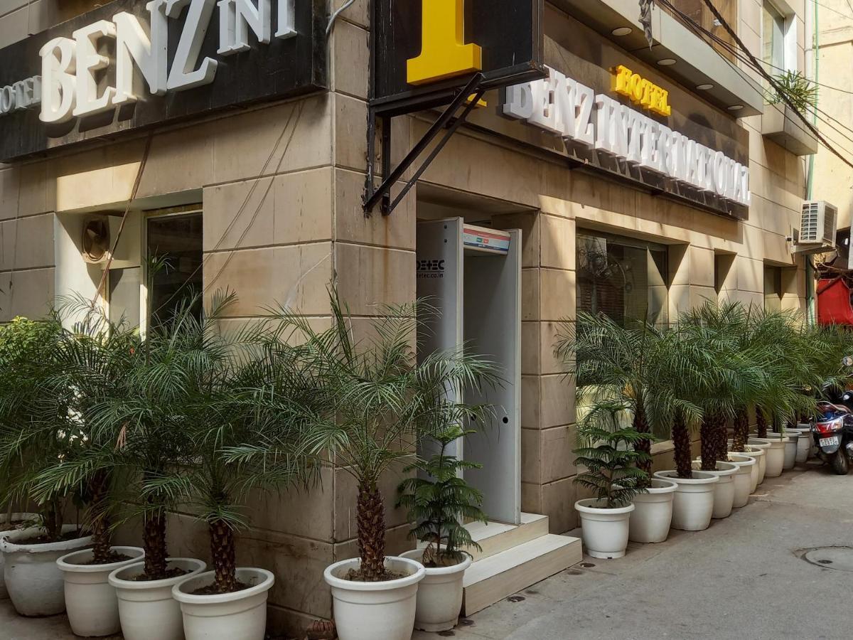 Hotel Benz International Delhi Kültér fotó