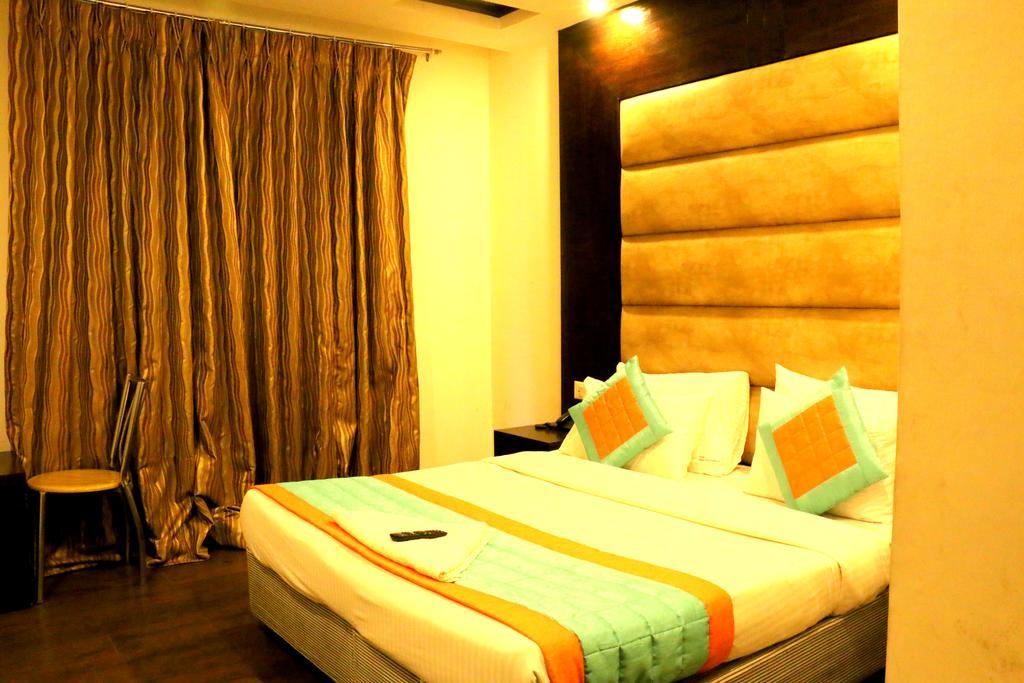 Hotel Benz International Delhi Kültér fotó