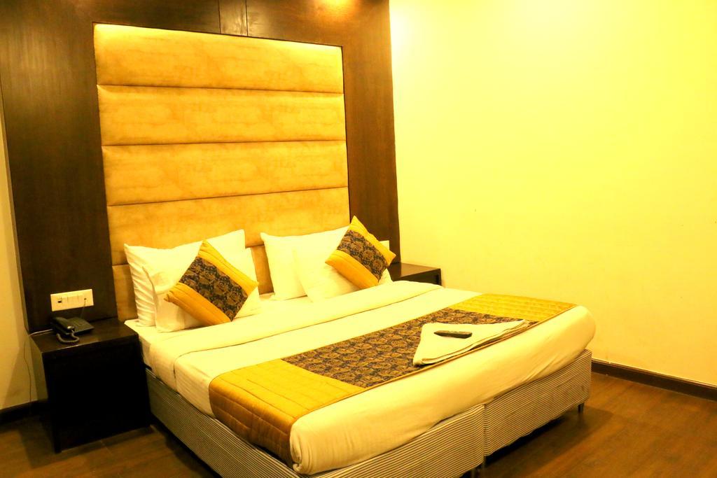 Hotel Benz International Delhi Kültér fotó