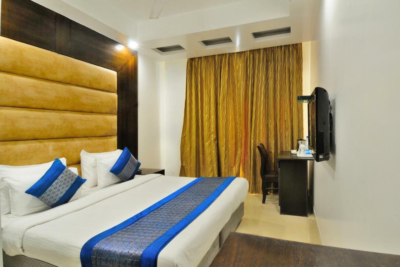 Hotel Benz International Delhi Kültér fotó