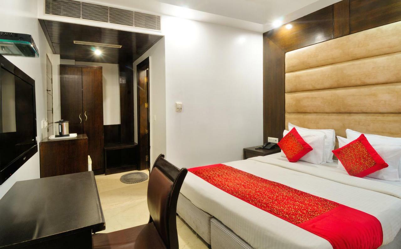 Hotel Benz International Delhi Kültér fotó