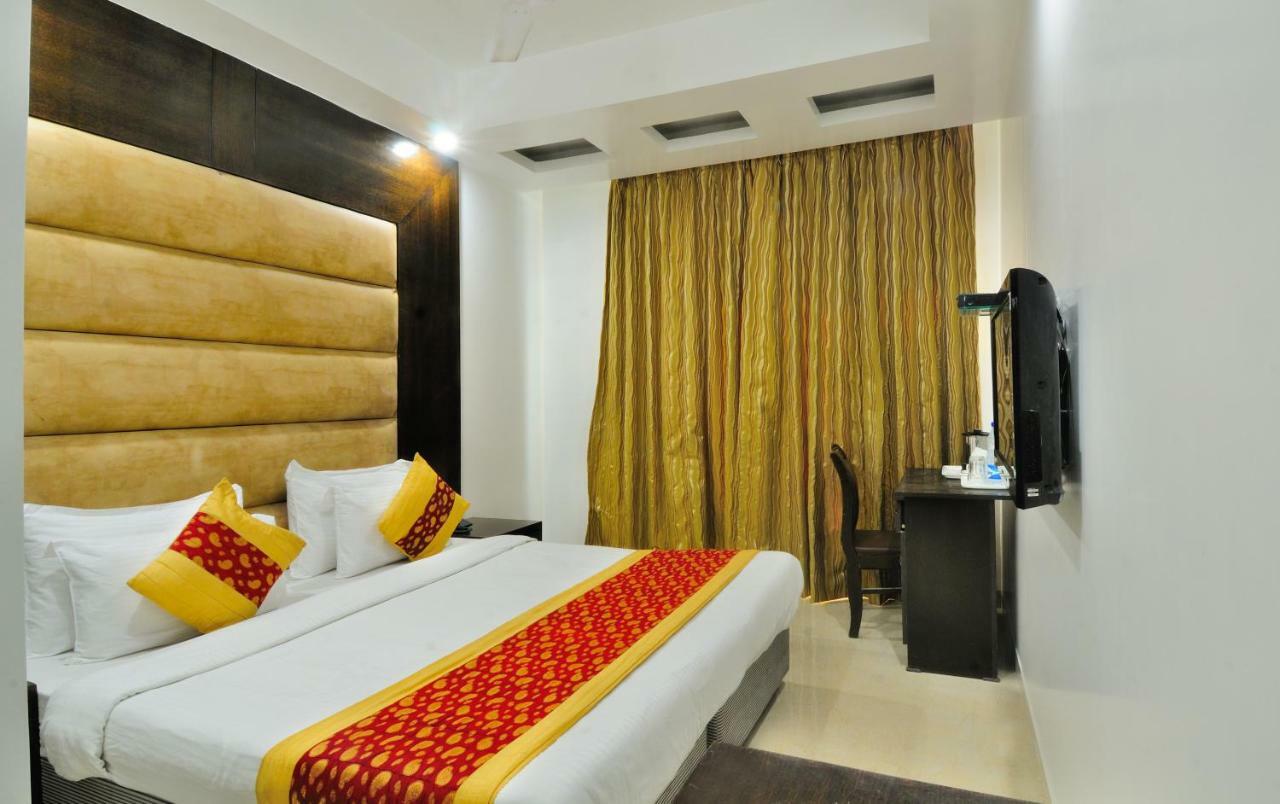 Hotel Benz International Delhi Kültér fotó